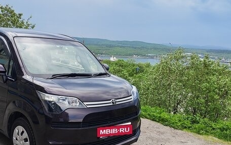 Toyota Spade, 2015 год, 799 000 рублей, 2 фотография