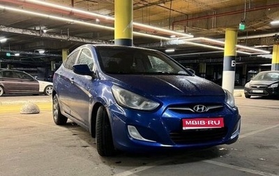 Hyundai Solaris II рестайлинг, 2012 год, 1 фотография