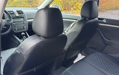 Volkswagen Jetta VII, 2010 год, 460 000 рублей, 1 фотография
