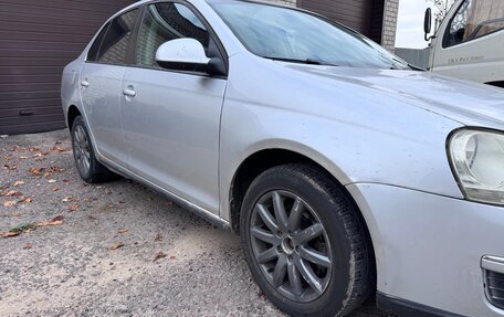 Volkswagen Jetta VII, 2010 год, 460 000 рублей, 5 фотография
