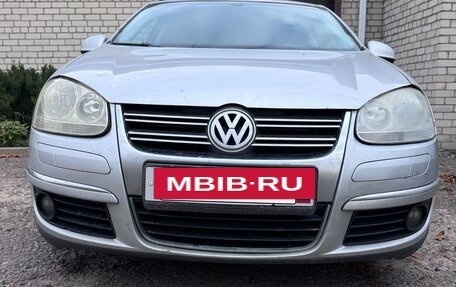 Volkswagen Jetta VII, 2010 год, 460 000 рублей, 6 фотография