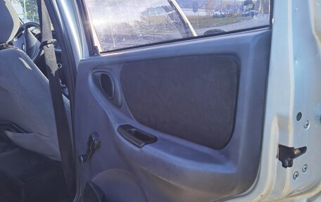 Chevrolet Niva I рестайлинг, 2004 год, 220 000 рублей, 8 фотография