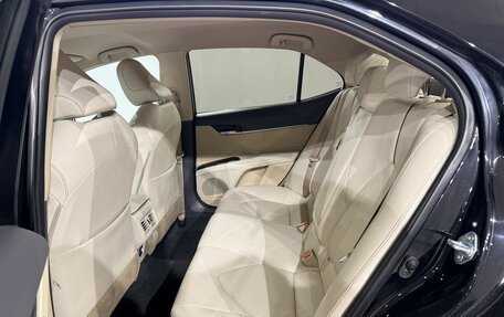 Toyota Camry, 2021 год, 2 699 000 рублей, 16 фотография