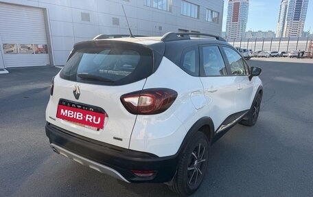 Renault Kaptur I рестайлинг, 2017 год, 1 450 000 рублей, 4 фотография