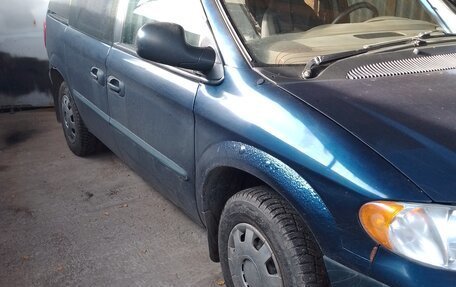 Dodge Caravan IV, 2001 год, 320 000 рублей, 2 фотография