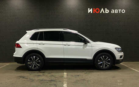 Volkswagen Tiguan II, 2019 год, 2 579 000 рублей, 4 фотография