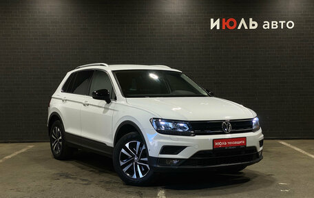 Volkswagen Tiguan II, 2019 год, 2 579 000 рублей, 3 фотография