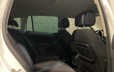 Volkswagen Tiguan II, 2019 год, 2 579 000 рублей, 11 фотография