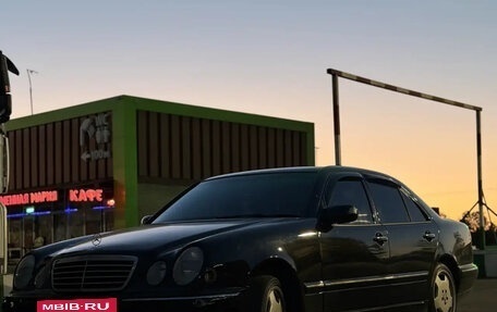 Mercedes-Benz E-Класс, 1999 год, 670 000 рублей, 3 фотография