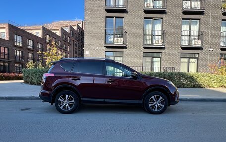 Toyota RAV4, 2017 год, 1 899 000 рублей, 4 фотография