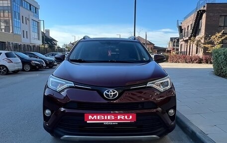 Toyota RAV4, 2017 год, 1 899 000 рублей, 3 фотография