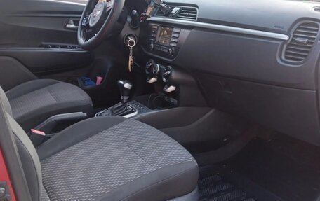 KIA Rio IV, 2017 год, 920 000 рублей, 5 фотография