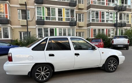Daewoo Nexia I рестайлинг, 2001 год, 210 000 рублей, 6 фотография