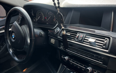 BMW 5 серия, 2014 год, 1 850 000 рублей, 8 фотография