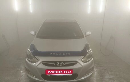 Hyundai Solaris II рестайлинг, 2012 год, 650 000 рублей, 12 фотография
