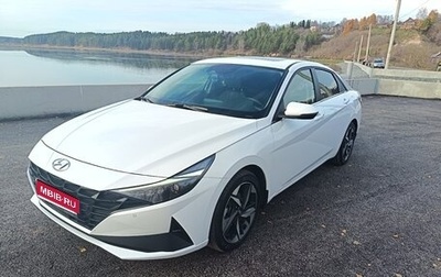 Hyundai Elantra, 2022 год, 2 600 000 рублей, 1 фотография