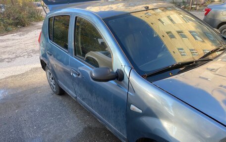 Renault Sandero I, 2012 год, 150 000 рублей, 1 фотография