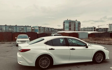 Toyota Camry, 2024 год, 4 200 000 рублей, 4 фотография