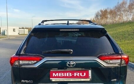 Toyota RAV4, 2019 год, 3 300 000 рублей, 17 фотография