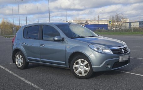Renault Sandero I, 2010 год, 690 000 рублей, 2 фотография