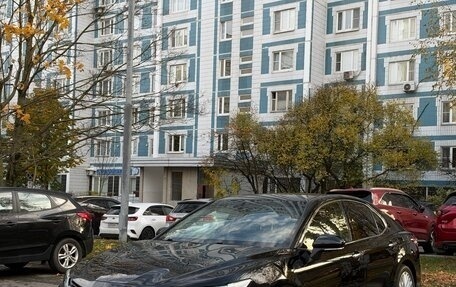 Toyota Camry, 2018 год, 2 550 000 рублей, 2 фотография