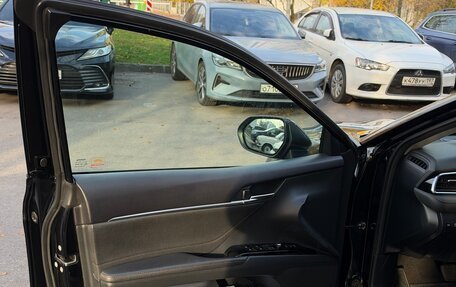 Toyota Camry, 2018 год, 2 550 000 рублей, 11 фотография