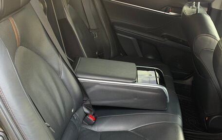 Toyota Camry, 2018 год, 2 550 000 рублей, 15 фотография