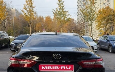 Toyota Camry, 2018 год, 2 550 000 рублей, 6 фотография
