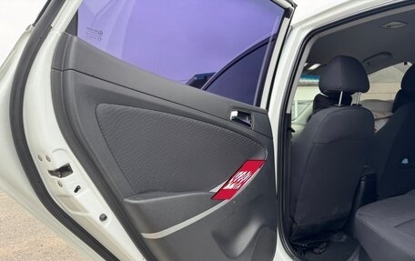 Hyundai Solaris II рестайлинг, 2013 год, 800 000 рублей, 18 фотография