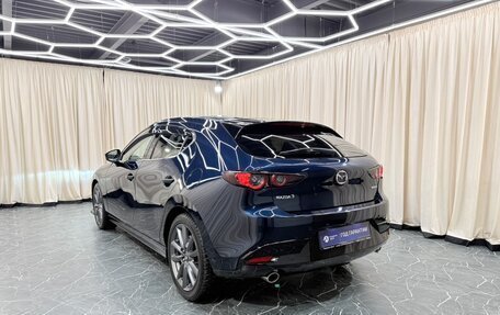 Mazda 3, 2021 год, 1 899 999 рублей, 4 фотография