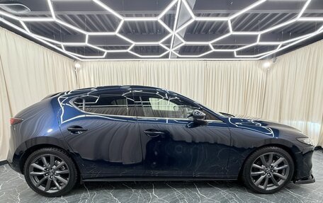Mazda 3, 2021 год, 1 899 999 рублей, 7 фотография