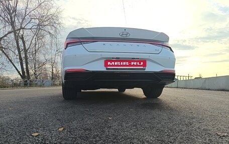 Hyundai Elantra, 2022 год, 2 600 000 рублей, 5 фотография
