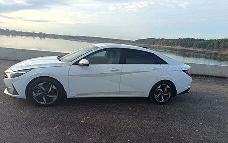 Hyundai Elantra, 2022 год, 2 600 000 рублей, 28 фотография
