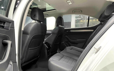 Skoda Superb III рестайлинг, 2023 год, 2 000 700 рублей, 16 фотография