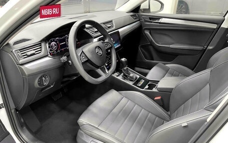 Skoda Superb III рестайлинг, 2023 год, 2 000 700 рублей, 15 фотография