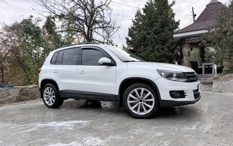 Volkswagen Tiguan I, 2015 год, 1 520 000 рублей, 1 фотография