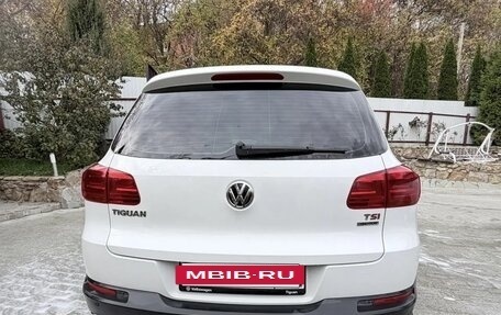 Volkswagen Tiguan I, 2015 год, 1 520 000 рублей, 5 фотография