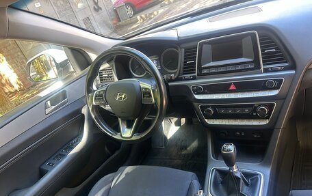 Hyundai Sonata VII, 2017 год, 1 290 000 рублей, 13 фотография