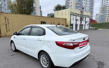 KIA Rio III рестайлинг, 2014 год, 1 020 000 рублей, 4 фотография