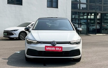 Volkswagen Golf VIII, 2023 год, 1 595 700 рублей, 2 фотография