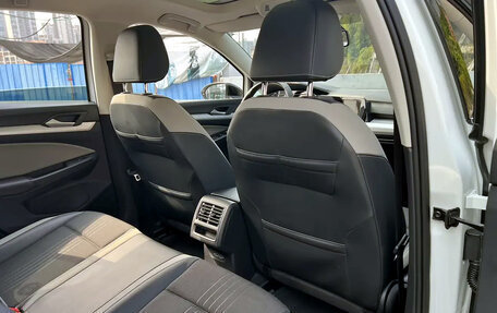 Volkswagen Golf VIII, 2023 год, 1 595 700 рублей, 13 фотография