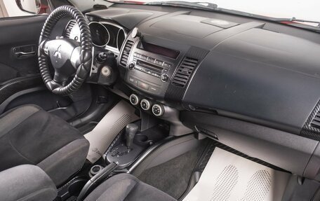 Mitsubishi Outlander III рестайлинг 3, 2007 год, 1 049 000 рублей, 18 фотография