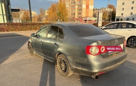Volkswagen Jetta VII, 2007 год, 310 000 рублей, 3 фотография