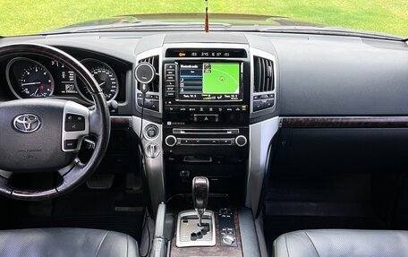 Toyota Land Cruiser 200, 2014 год, 3 850 000 рублей, 4 фотография