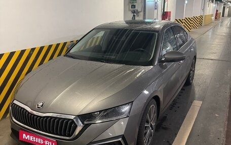 Skoda Octavia IV, 2023 год, 2 450 000 рублей, 1 фотография