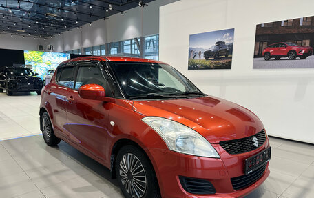 Suzuki Swift IV рестайлинг, 2011 год, 820 000 рублей, 3 фотография