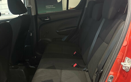 Suzuki Swift IV рестайлинг, 2011 год, 820 000 рублей, 22 фотография