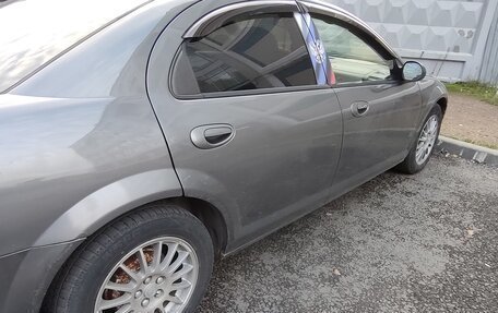 Chrysler Sebring II, 2004 год, 400 000 рублей, 2 фотография