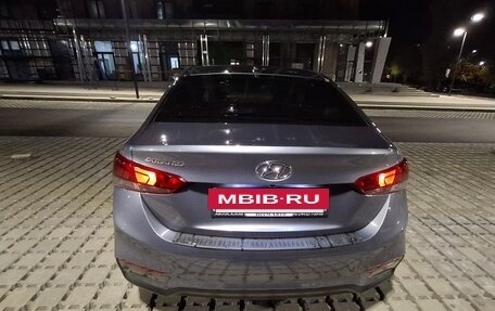 Hyundai Solaris II рестайлинг, 2018 год, 1 230 000 рублей, 5 фотография