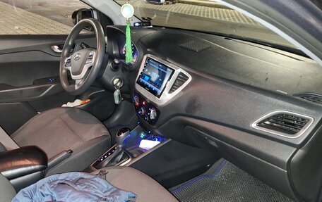 Hyundai Solaris II рестайлинг, 2018 год, 1 230 000 рублей, 15 фотография